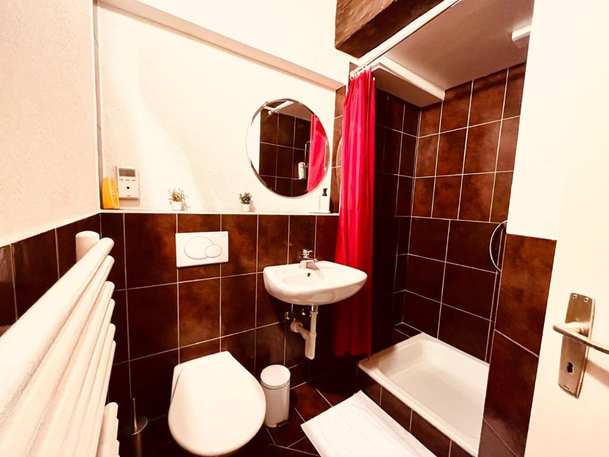 Charmant Appartement De Vacances Alta Ripa Hauterive  エクステリア 写真